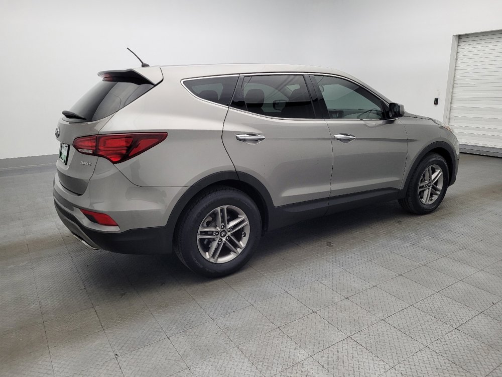 Used 2018 Hyundai Santa Fe Sport image 10