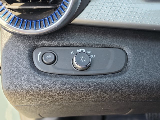 Certified 2026 Chevrolet Trax LT FWD image 28