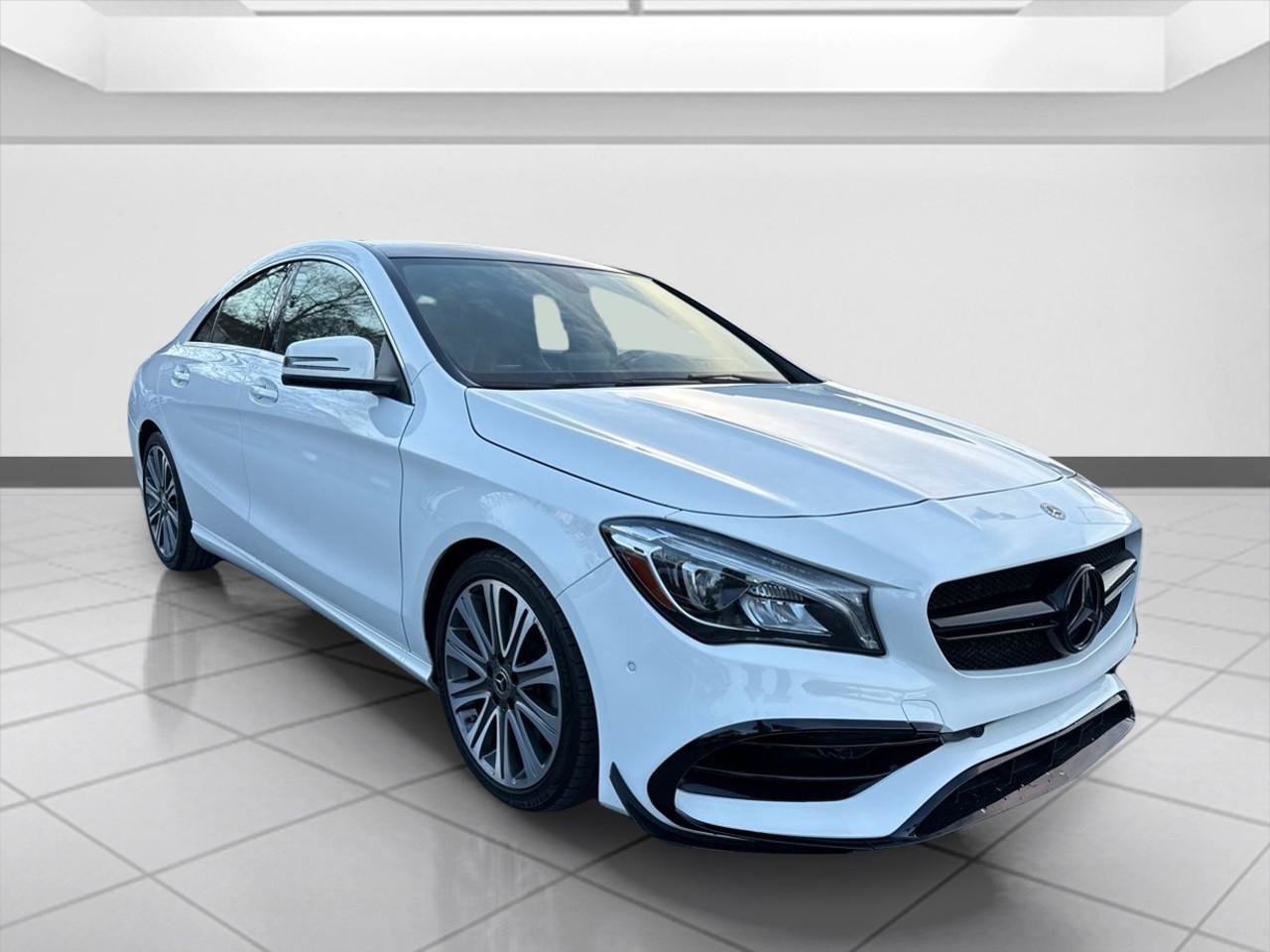 Used 2019 Mercedes-Benz CLA 250 4MATIC image 9