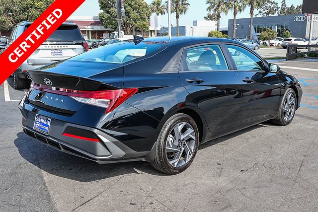 Certified 2025 Hyundai Elantra Sport FWD image 6