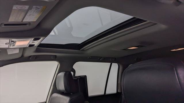 Used 2017 Toyota Land Cruiser AWD/4WD image 27