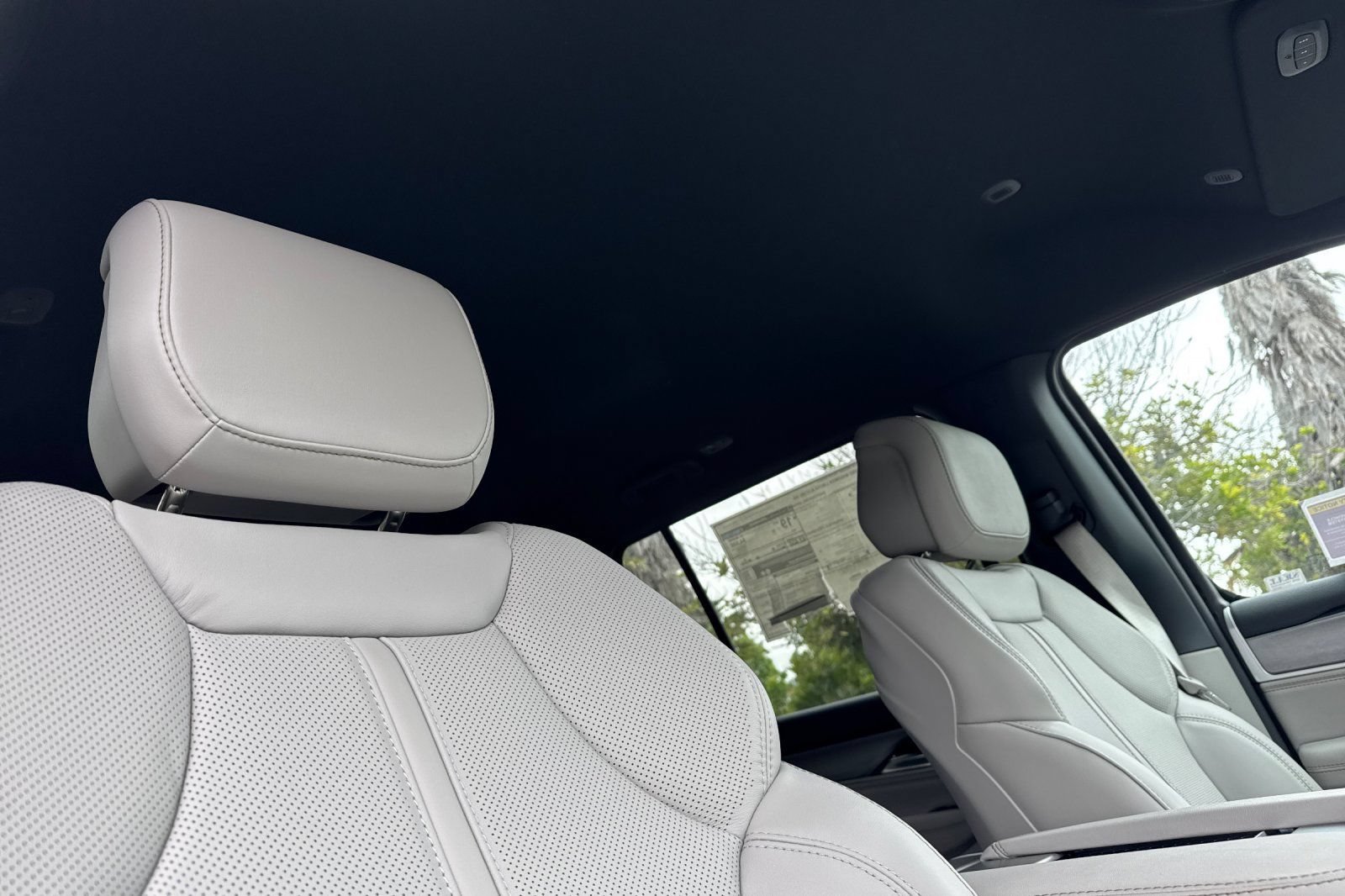 New 2026 Jeep Grand Wagoneer Limited AWD/4WD image 17