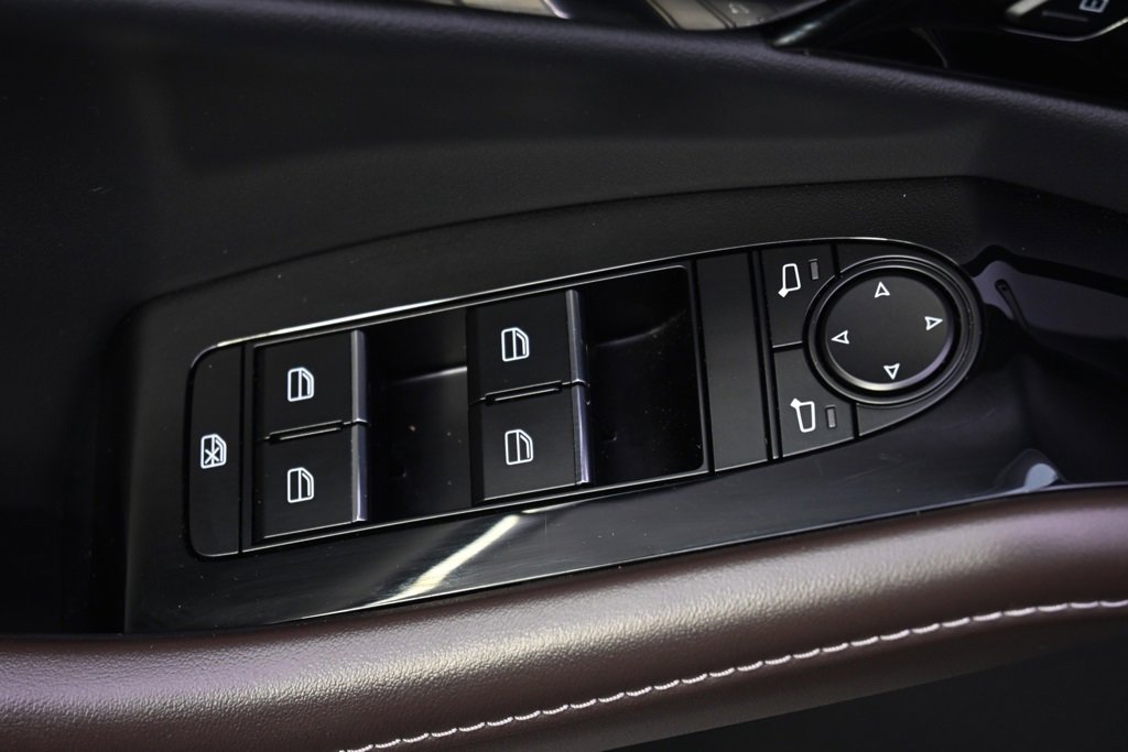 Certified 2025 MAZDA CX-30 AWD 2.5 S w/ Premium Package image 23