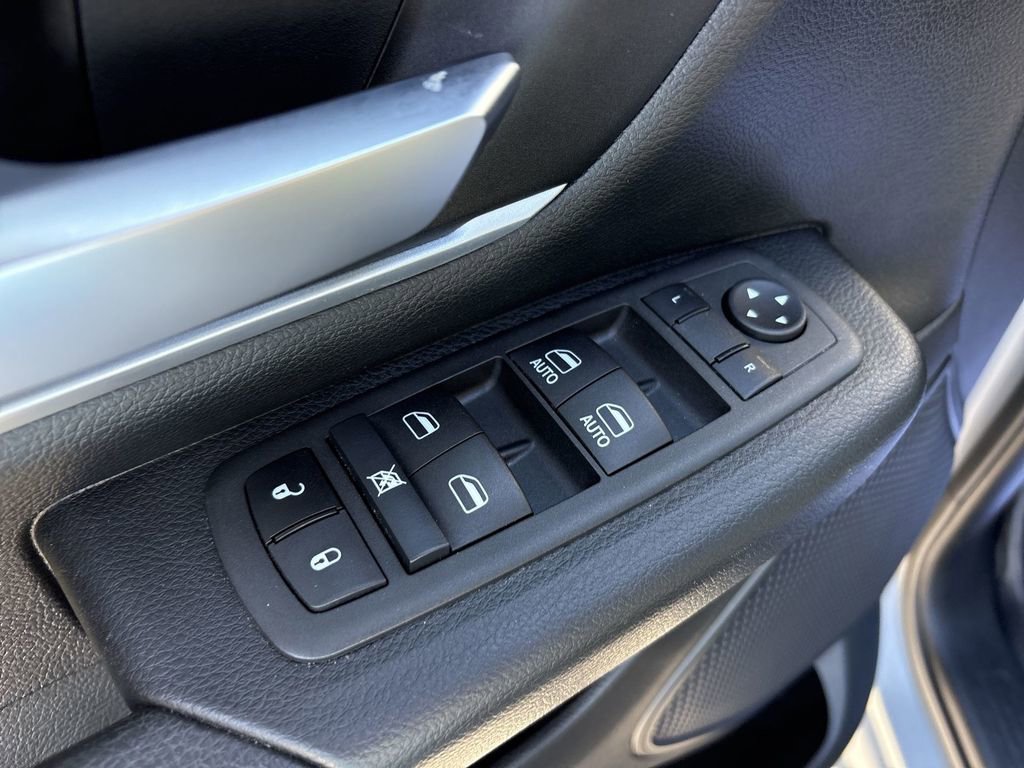 Used 2022 RAM 1500 Big Horn image 26