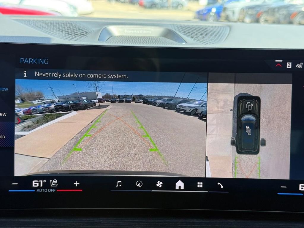 Used 2026 BMW X7 M60i w/ Executive Package image 20