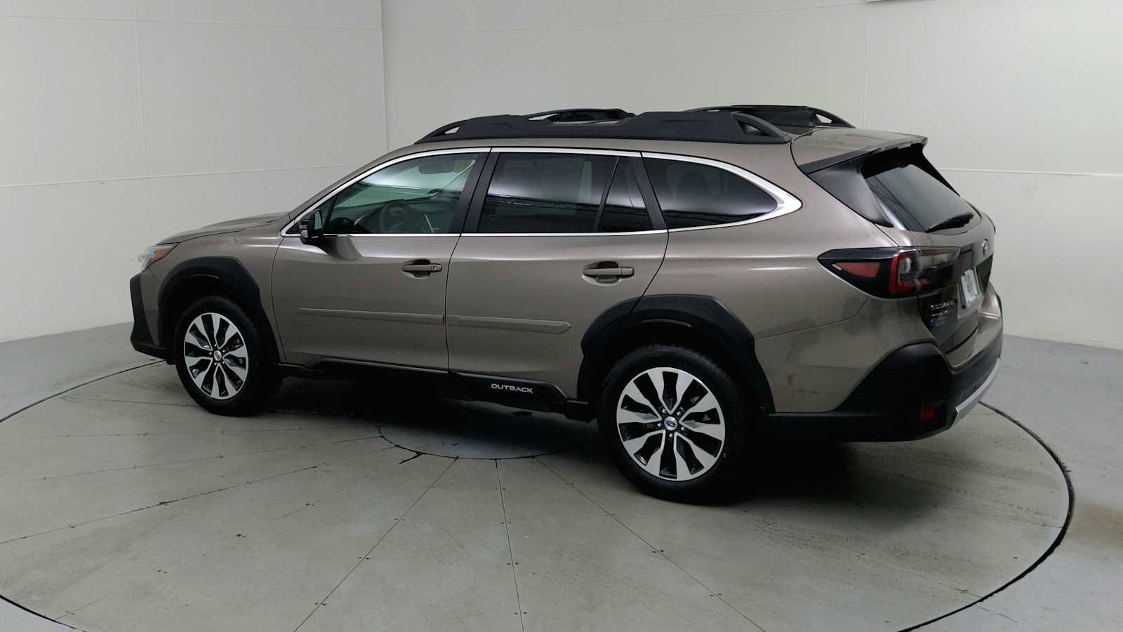 Certified 2024 Subaru Outback Limited image 7