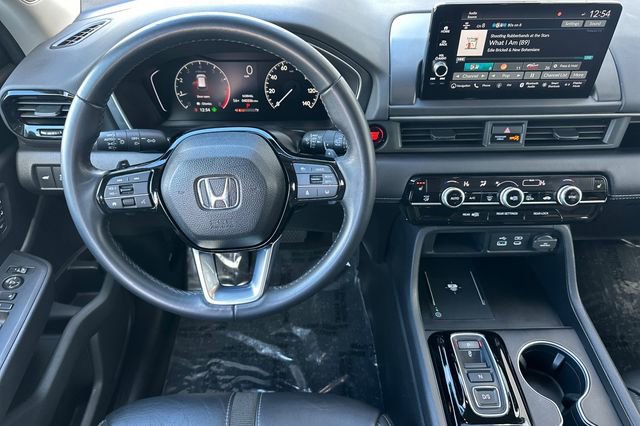 Certified 2024 Honda Pilot Touring image 13