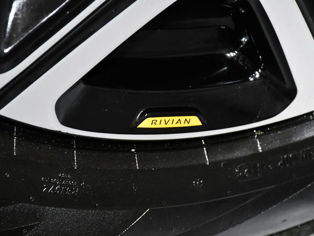 Used 2022 Rivian R1S Launch Edition image 81