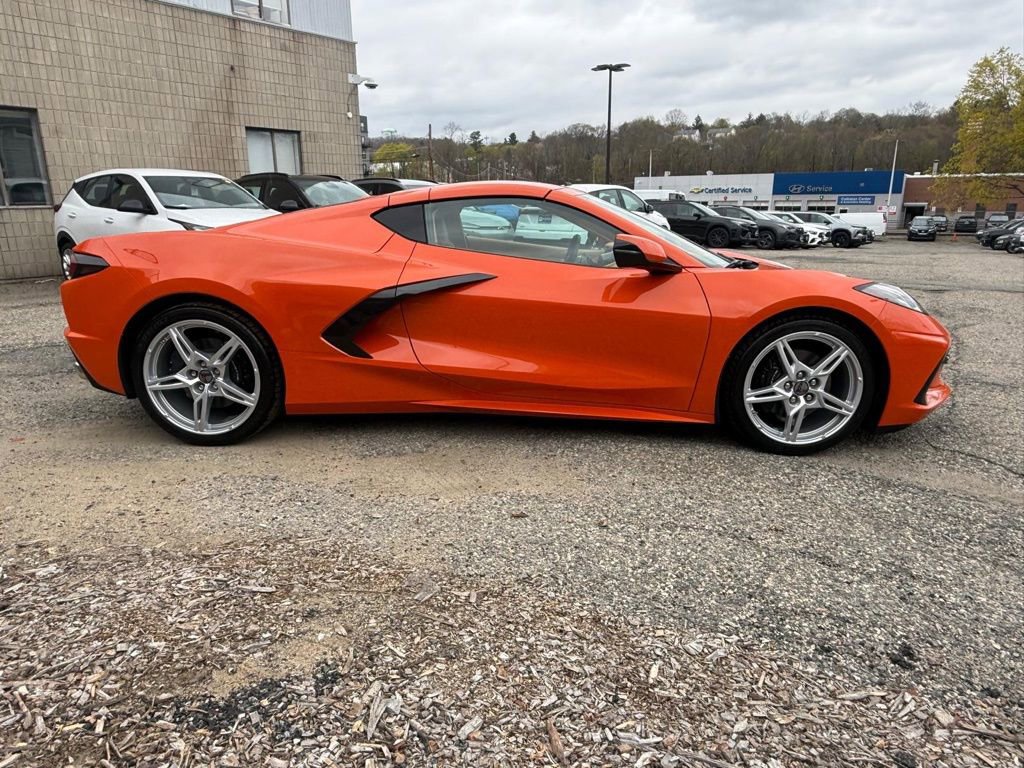 Used 2020 Chevrolet Corvette Stingray Premium Cpe w/ 3LT Preferred Equipment Group image 9