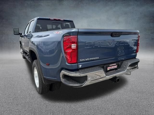 New 2026 Chevrolet Silverado 3500 LT w/ All Star Edition AWD/4WD image 9