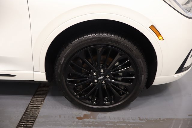 Used 2025 Lincoln Corsair Reserve w/ Equipment Group 202A image 28