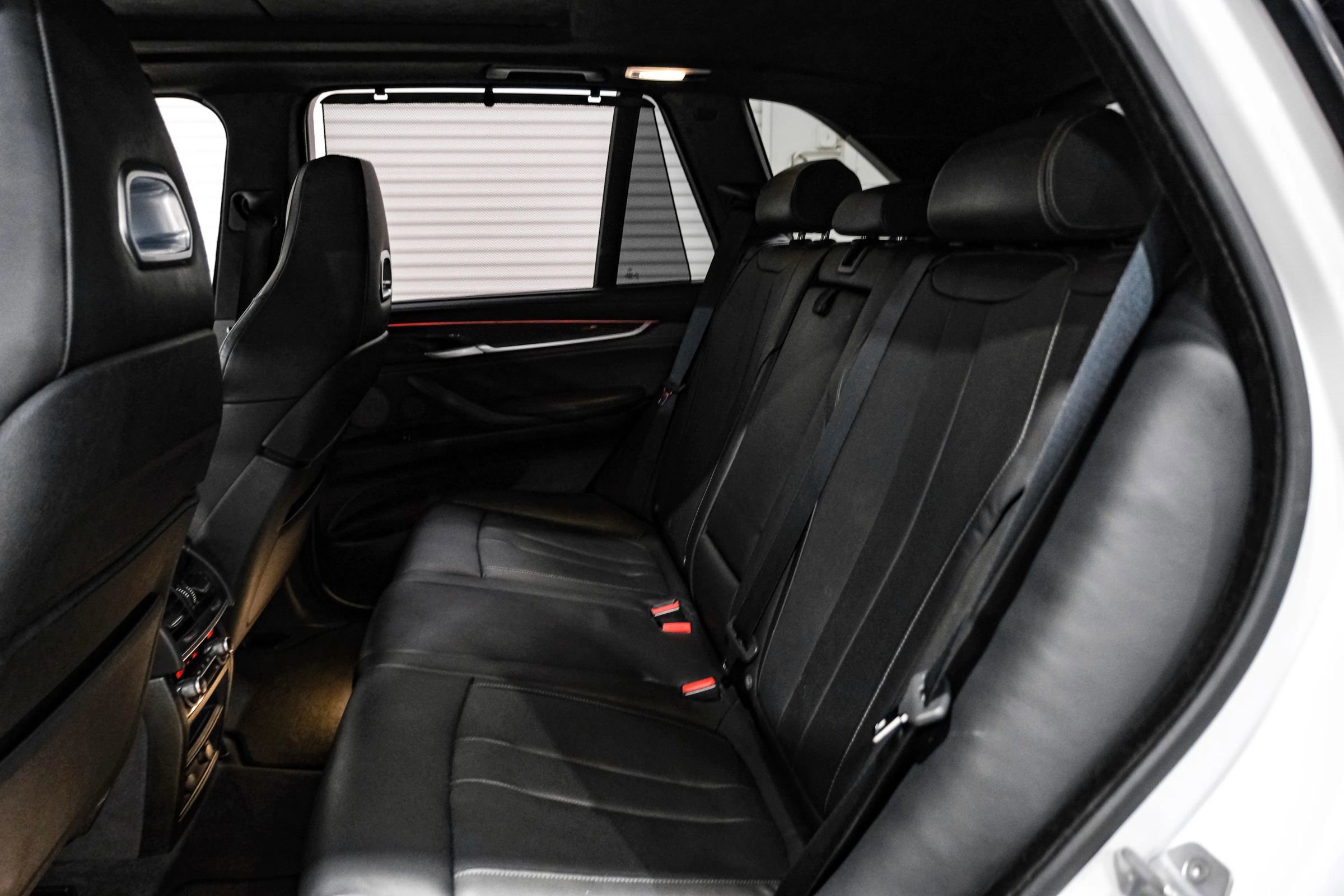 Used 2018 BMW X5 M image 38