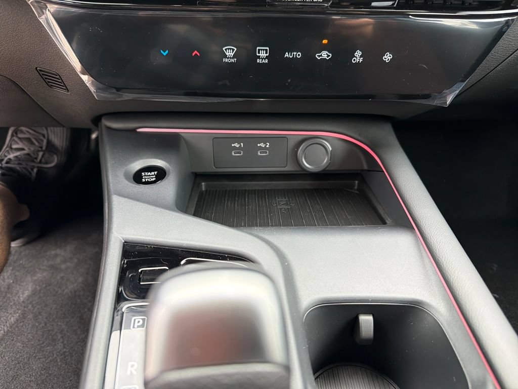 New 2026 Nissan Sentra SR w/ Floor Mat Package FWD image 26
