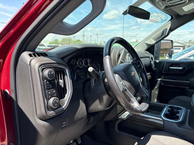 Used 2022 Chevrolet Silverado 2500 LT w/ Convenience Package image 9