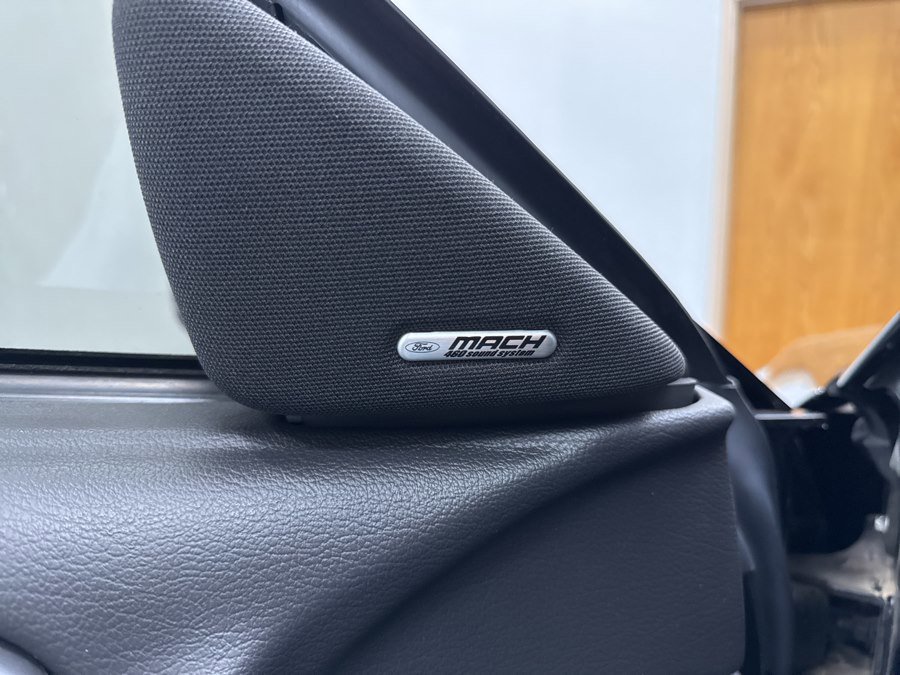 Used 1999 Ford Mustang Cobra RWD image 12