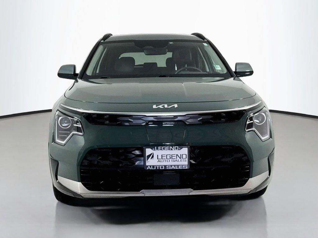 Used 2023 Kia Niro Wind w/ Wind Preserve Package FWD image 3