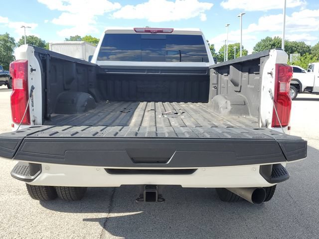Used 2024 Chevrolet Silverado 3500 High Country w/ High Country Premium Package AWD/4WD image 9