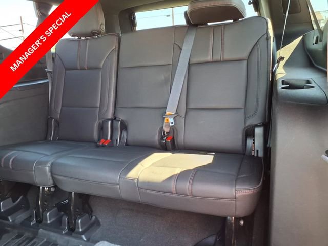 Used 2022 Chevrolet Suburban RST w/ Luxury Package image 13