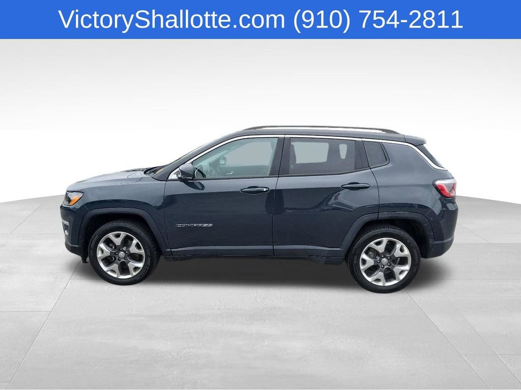 Used 2018 Jeep Compass Limited w/ Navigation Group AWD/4WD image 17