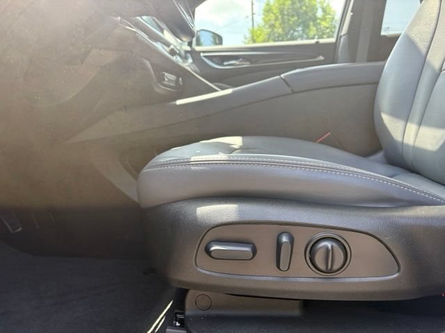 Used 2024 Buick Enclave Essence w/ Experience Buick Package AWD/4WD image 34