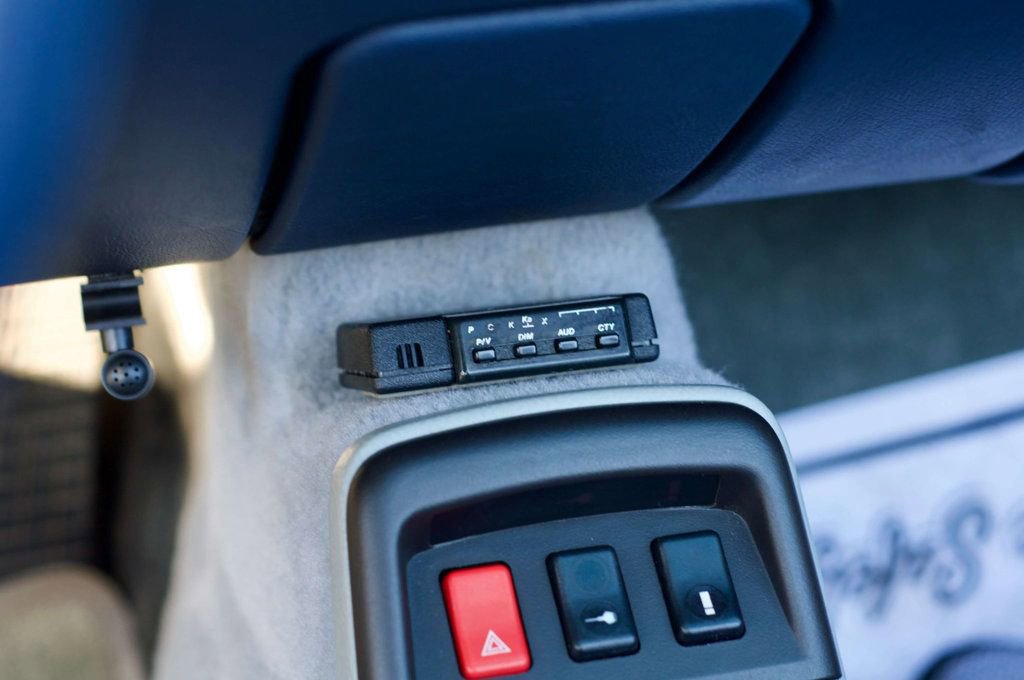 Used 1995 Porsche 911 Carrera image 30