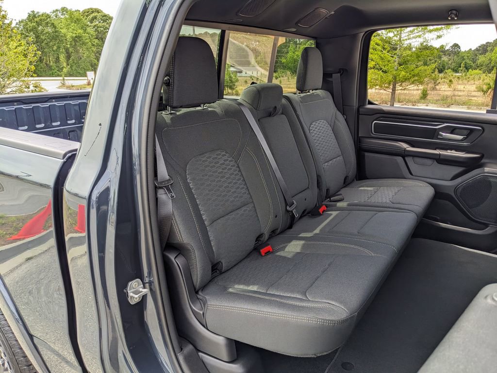 Used 2026 RAM 1500 4x4 Crew Cab image 43