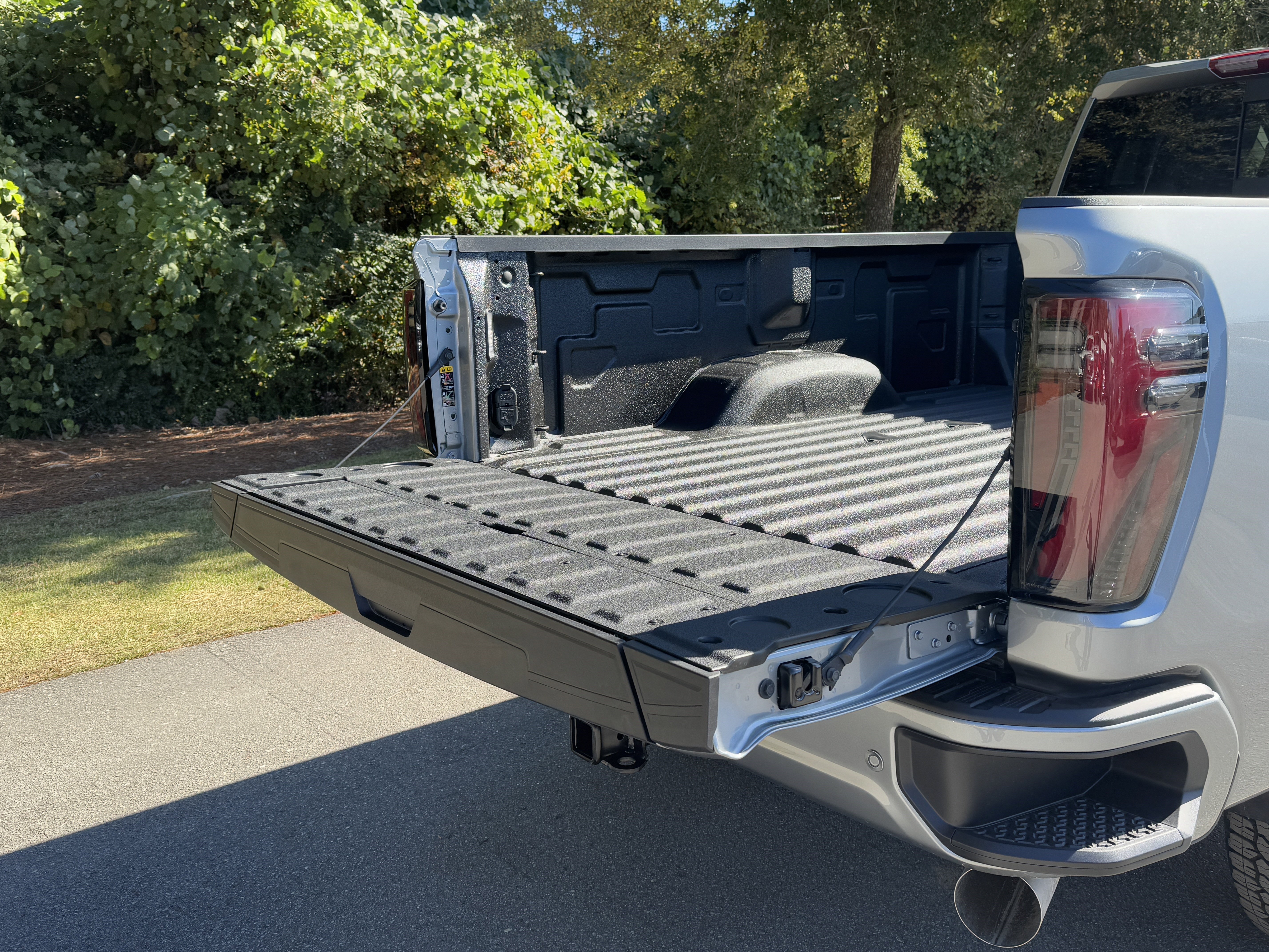 New 2026 GMC Sierra 2500 AT4 w/ AT4 Premium Plus Package image 8