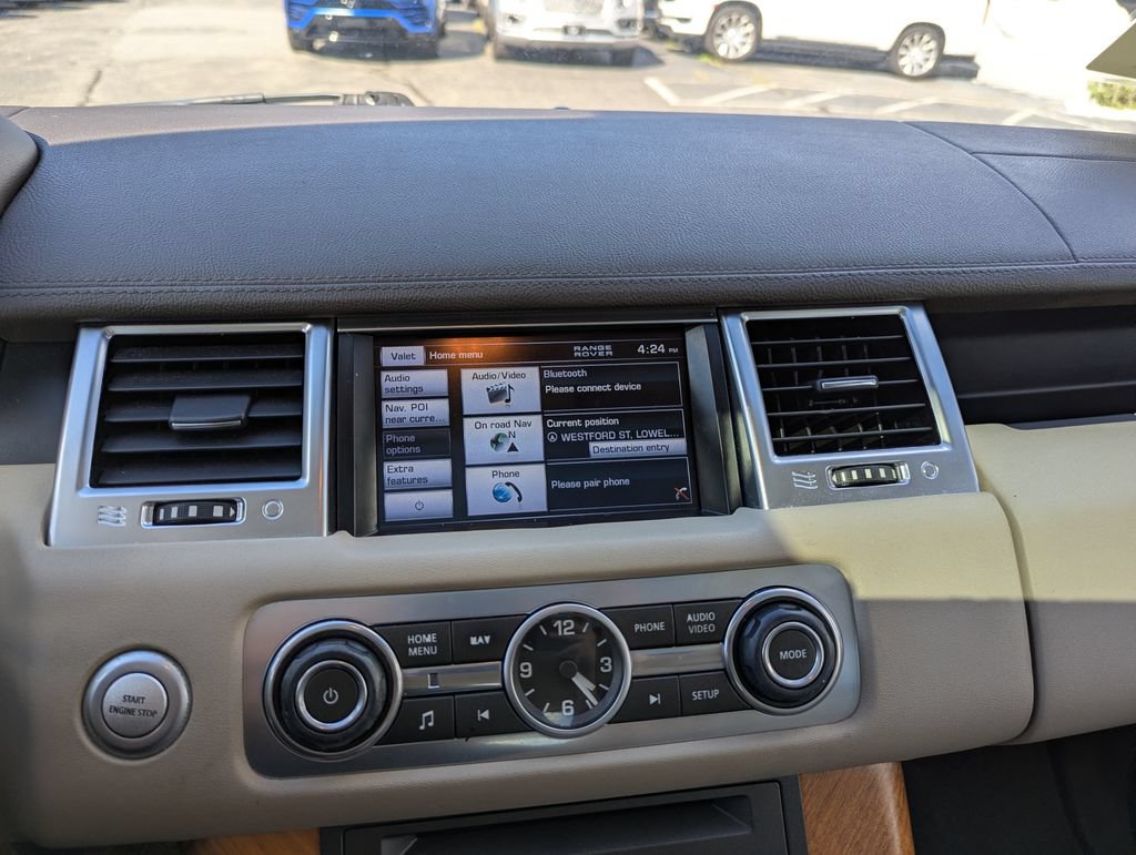 Used 2013 Land Rover Range Rover Sport HSE AWD/4WD image 19