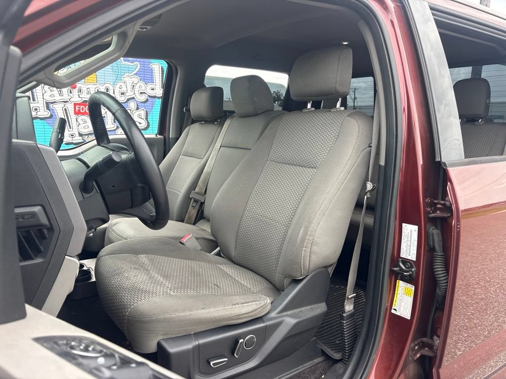 Used 2016 Ford F150 XLT w/ Equipment Group 302A Luxury RWD image 9