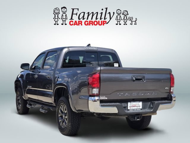 Used 2021 Toyota Tacoma SR5 RWD image 3