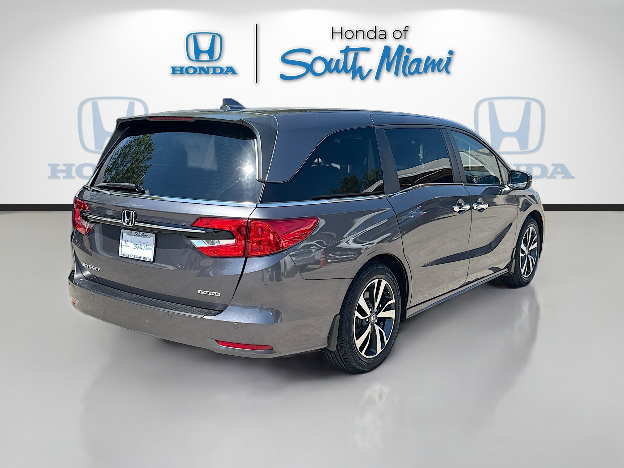 Certified 2024 Honda Odyssey Touring image 7