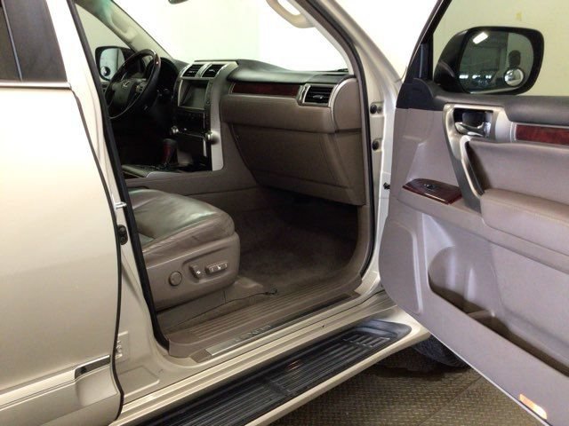 Used 2012 Lexus GX 460 w/ Comfort Plus Pkg AWD/4WD image 11