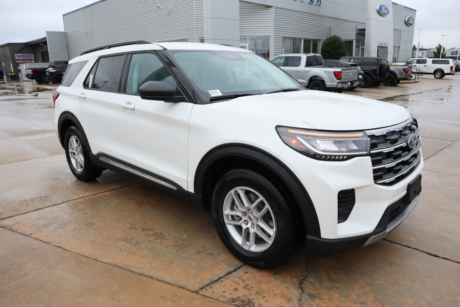 New 2025 Ford Explorer Active