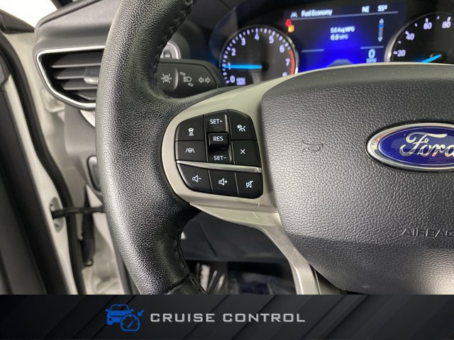 Used 2022 Ford Explorer XLT w/ Equipment Group 202A AWD/4WD image 24