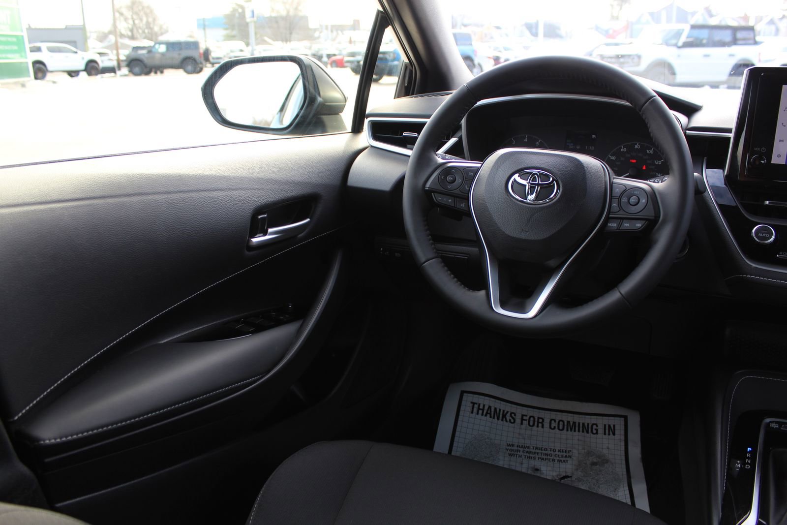 Used 2025 Toyota Corolla SE image 10