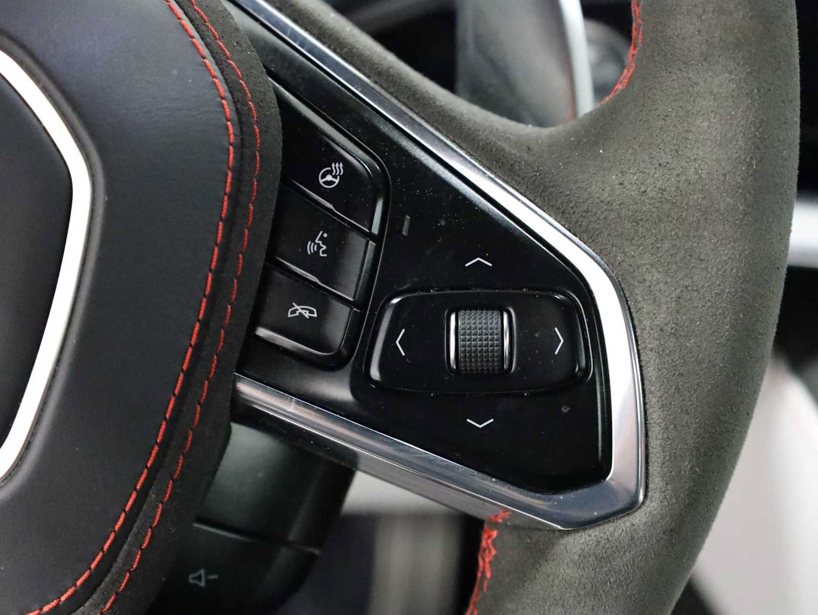 Used 2023 Chevrolet Corvette Stingray Premium Conv w/ Z51 Performance Package RWD image 24