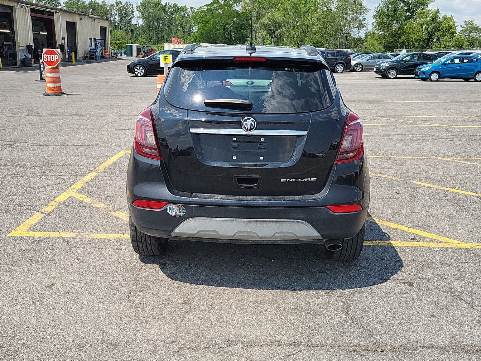 Used 2020 Buick Encore Preferred FWD image 7