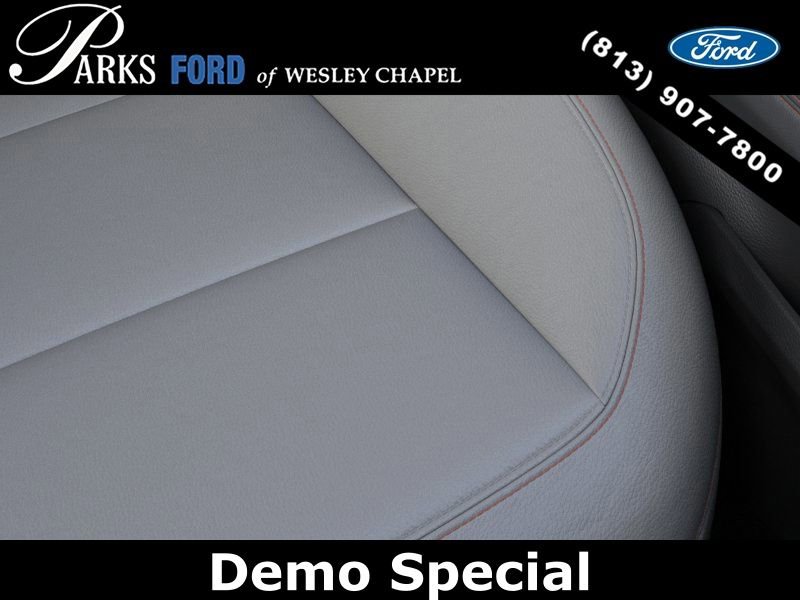 New 2026 Ford Explorer Active w/ Active Comfort Package RWD image 16