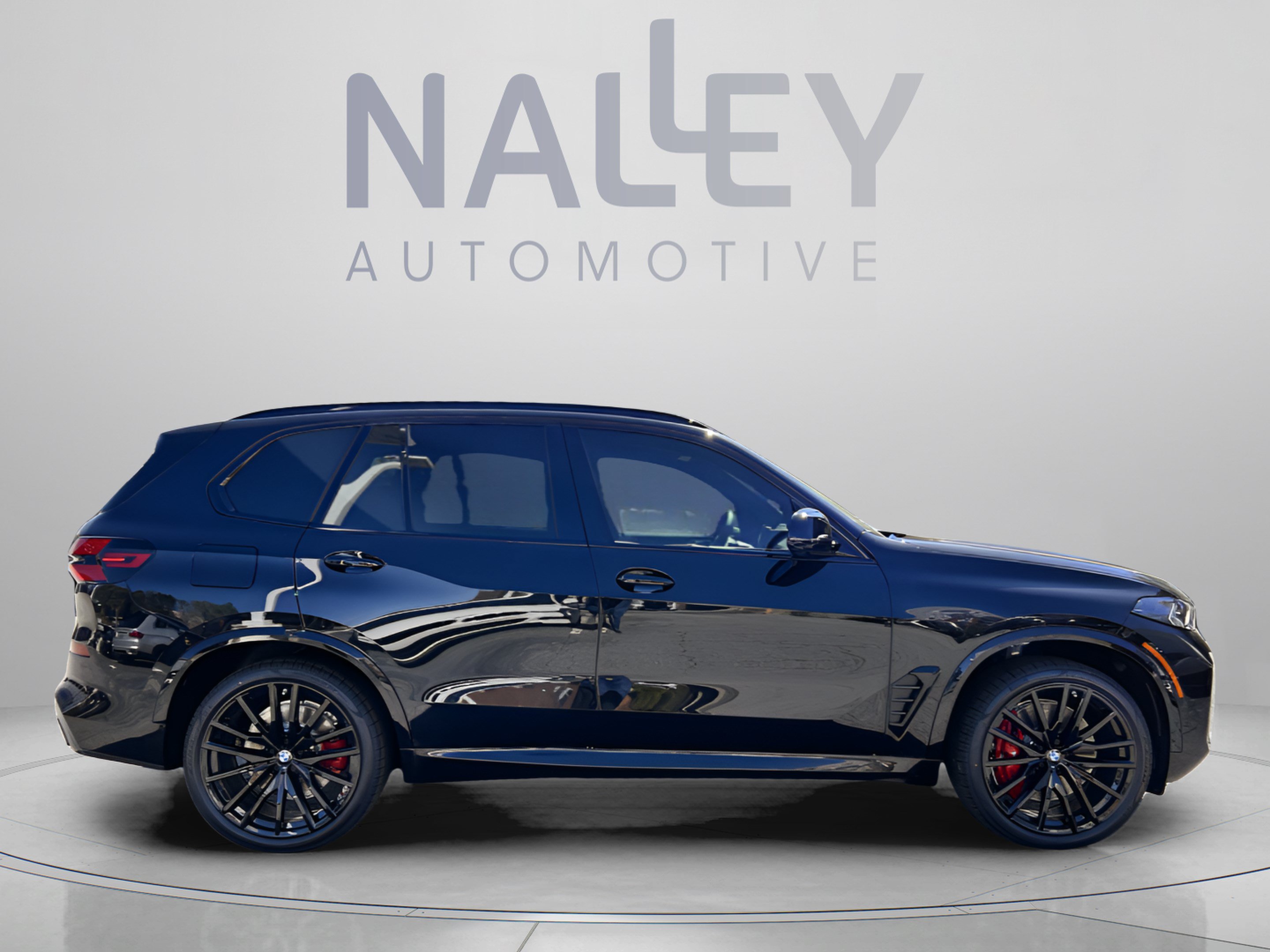 Used 2026 BMW X5 M60i AWD/4WD image 4