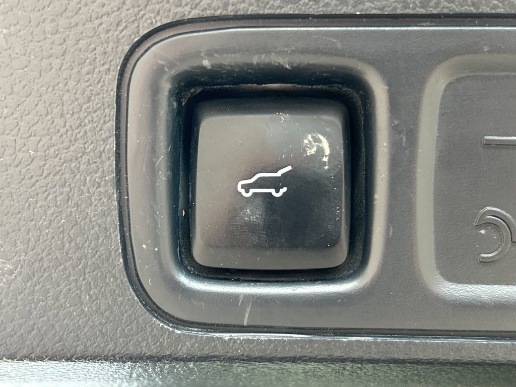 Used 2024 Ford Expedition XLT AWD/4WD image 42