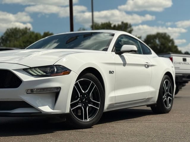 Used 2021 Ford Mustang GT Premium RWD image 36