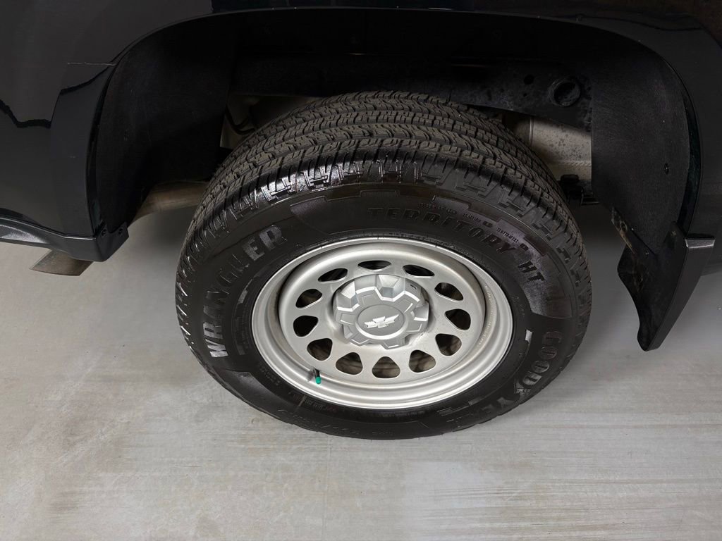 Used 2023 Chevrolet Colorado W/T image 13