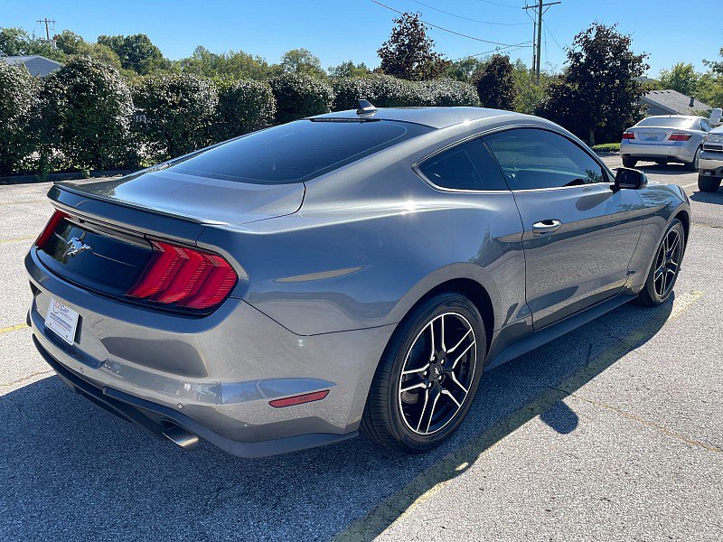 Used 2021 Ford Mustang Premium image 9