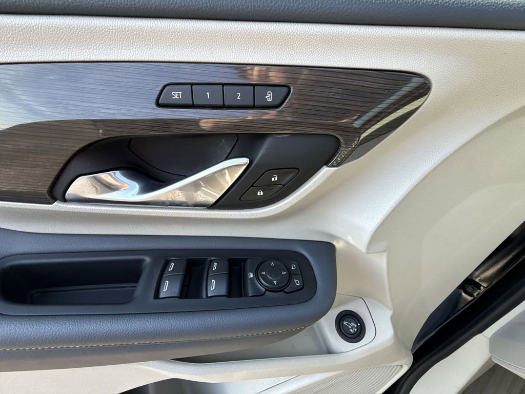 Certified 2024 GMC Terrain Denali w/ Black Diamond Edition image 30