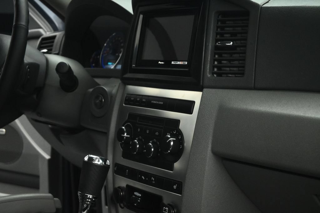 Used 2007 Jeep Grand Cherokee SRT8 w/ SRT Option Group I AWD/4WD image 55