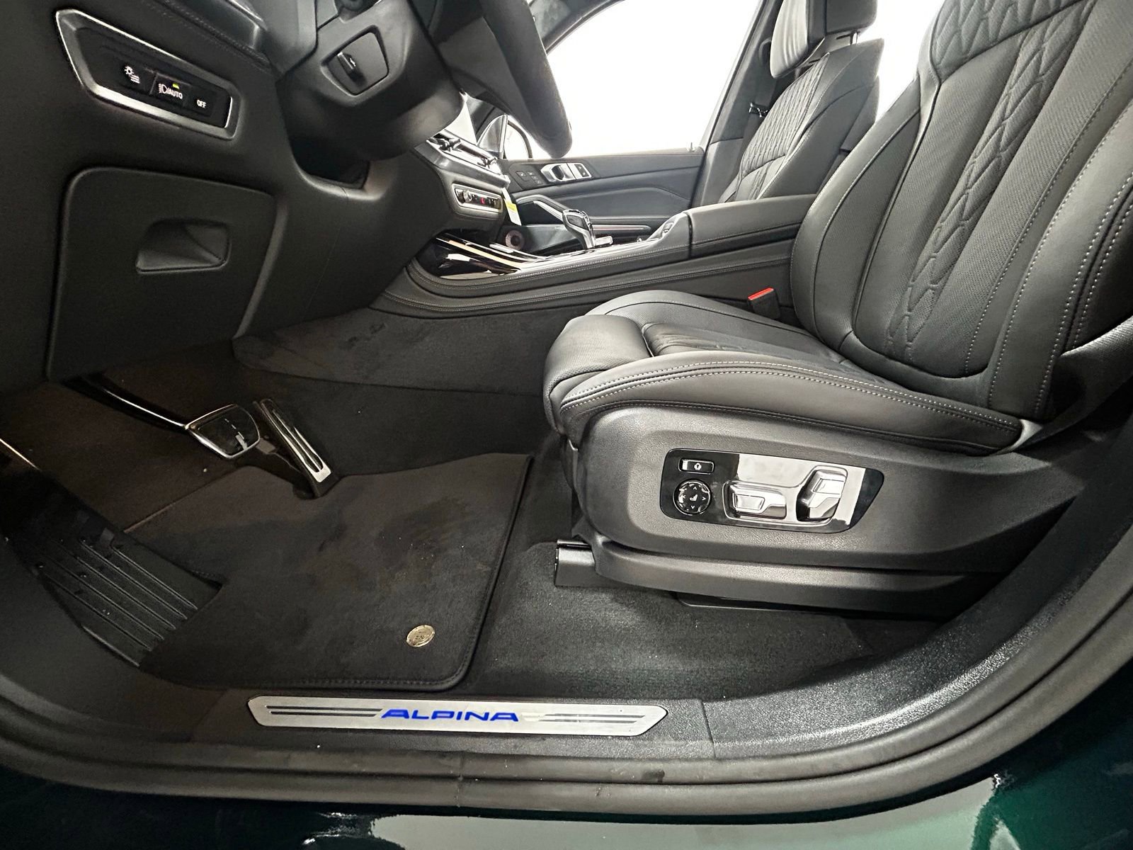 New 2026 BMW ALPINA XB7 AWD/4WD image 56
