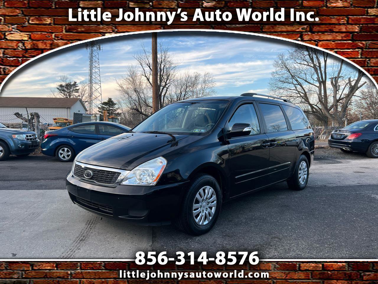 Used 2012 Kia Sedona LX