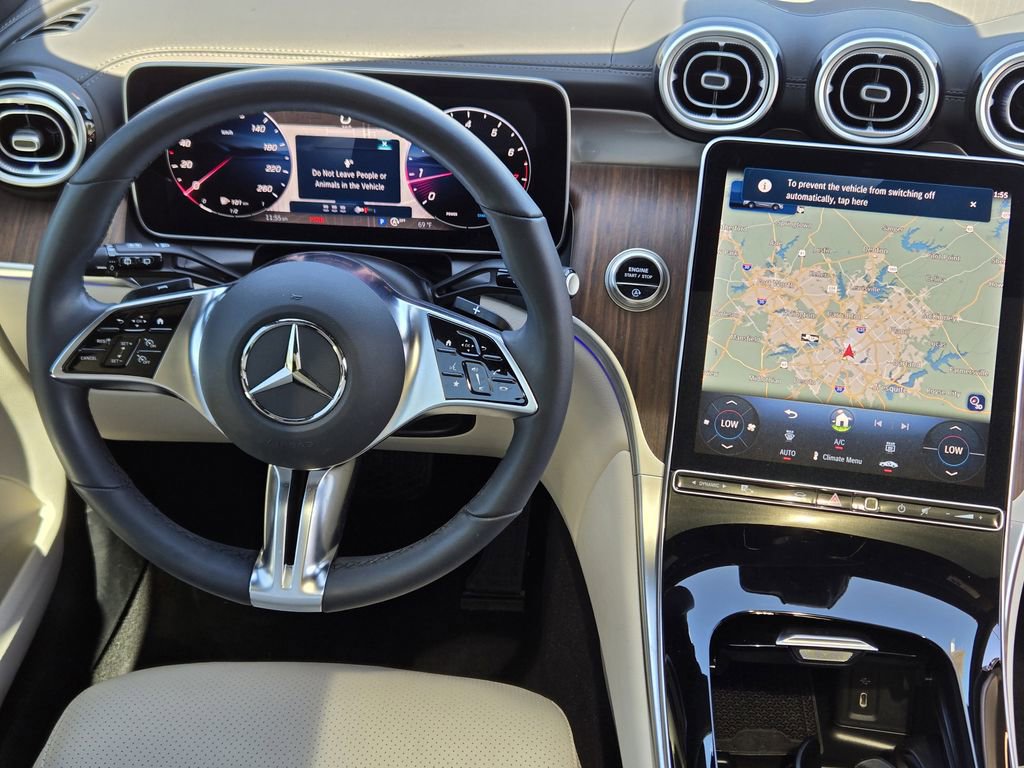 Used 2025 Mercedes-Benz GLC 300 image 35