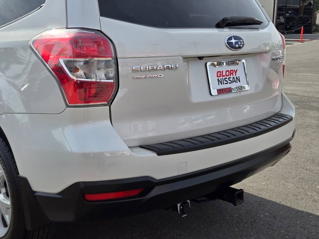 Used 2015 Subaru Forester 2.5i Premium w/ All-Weather Package AWD/4WD image 9
