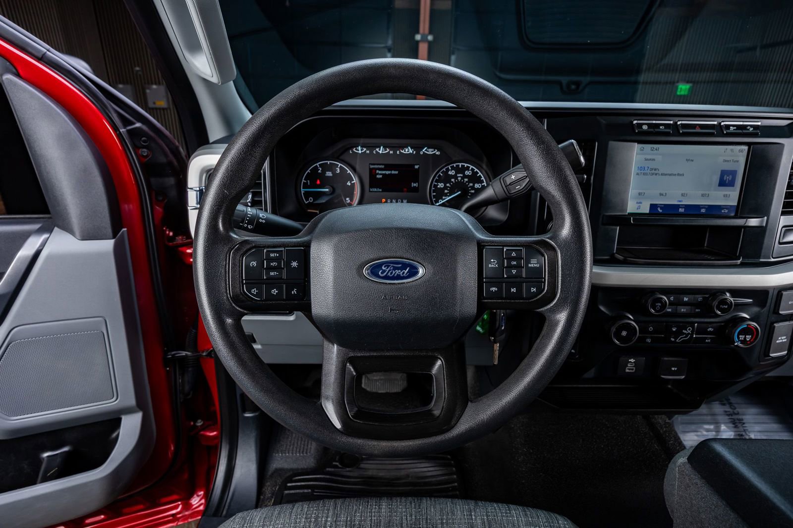 Used 2023 Ford F350 XLT w/ 360-Degree Camera Package AWD/4WD image 17